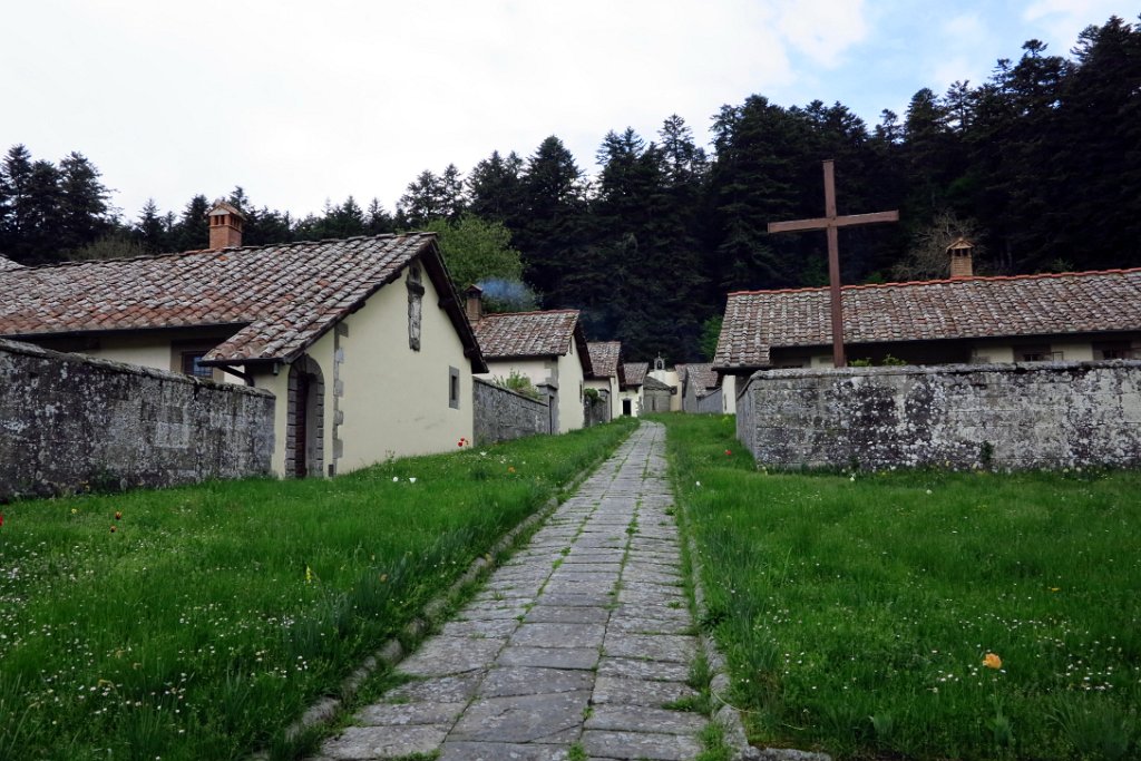 102 CAMALDOLI EREMO.JPG